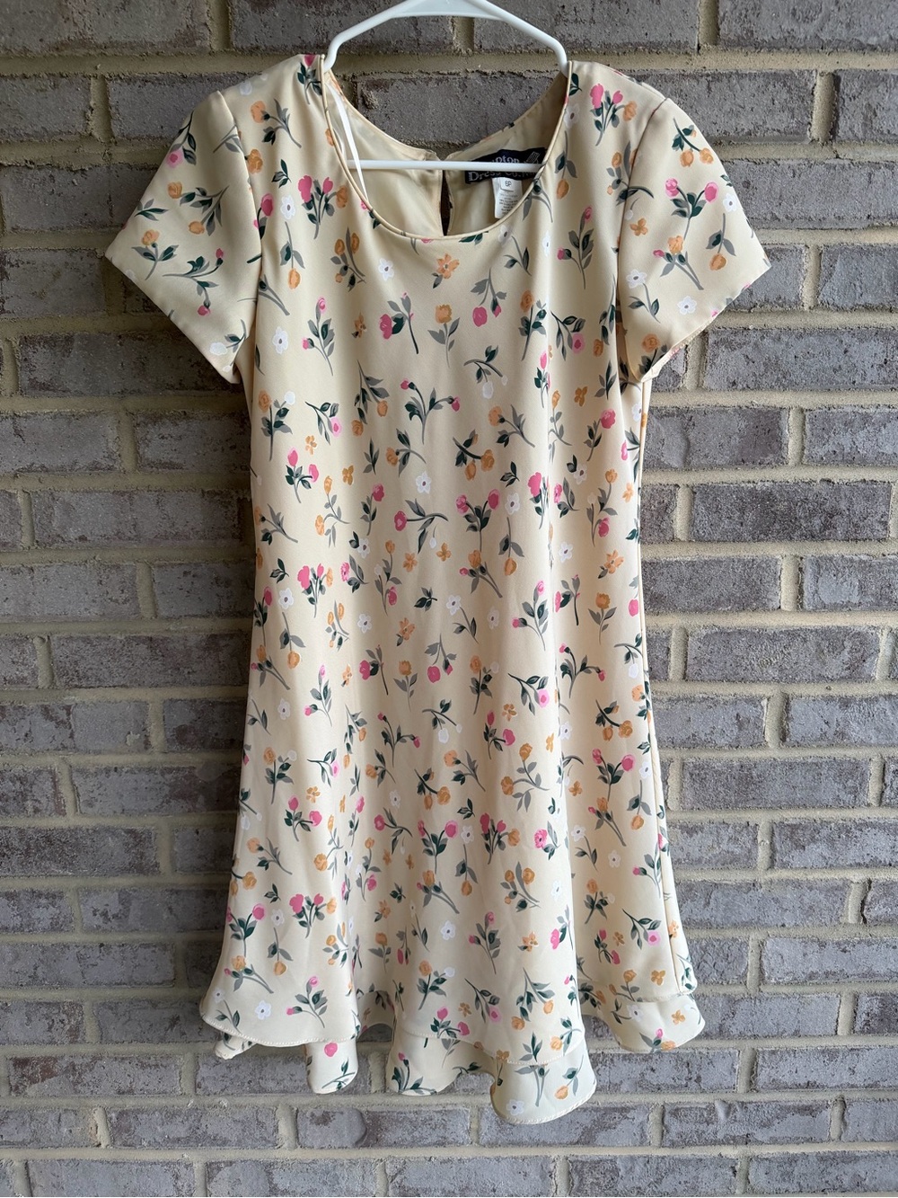 Hampton Dress Co Vintage Floral A Line Ruffle Dress Cream Pink Yellow Petite 6P